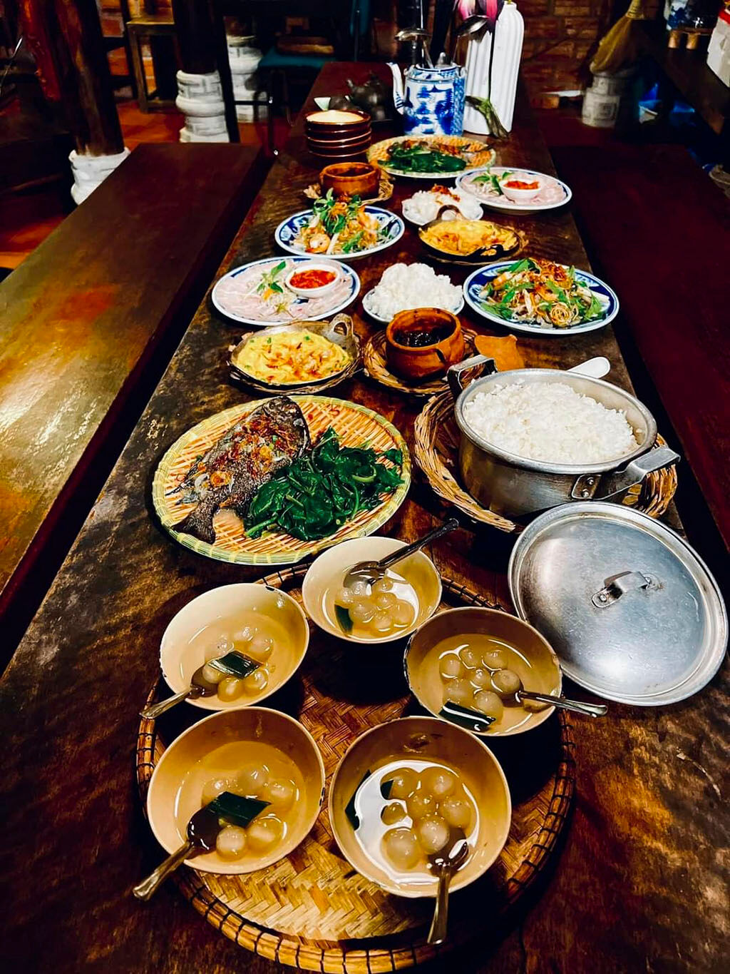 Savor the authentic flavors of Hue’s evening cuisine